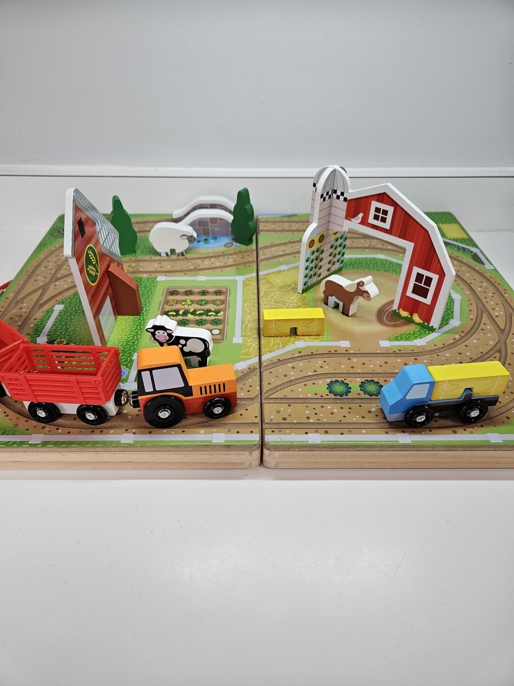 Melissa & Doug Wooden Take Along Farm Set 17 Piece Tabletop Hospital City